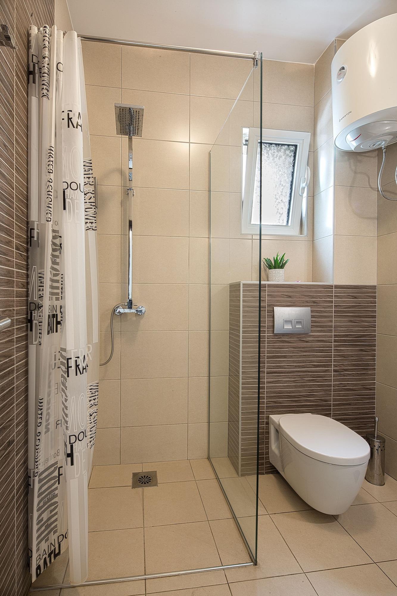 Le Marc Guest House Будва Екстер'єр фото