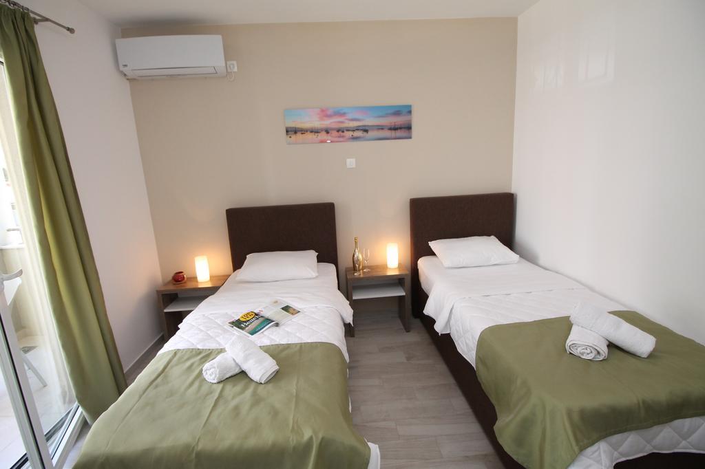 Le Marc Guest House Будва Екстер'єр фото