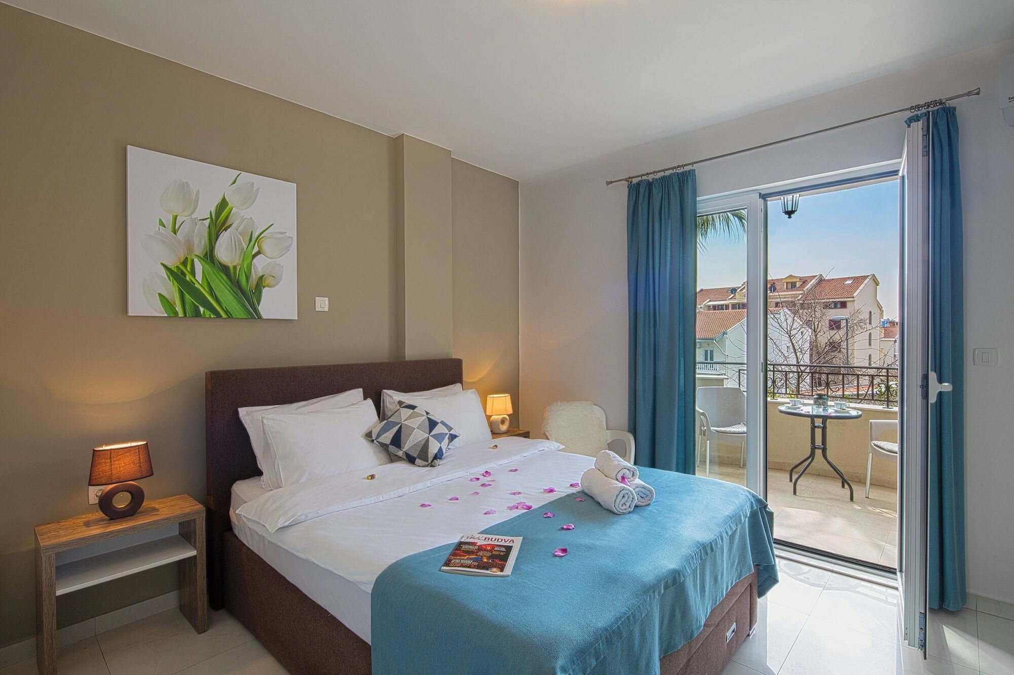 Le Marc Guest House Будва Екстер'єр фото