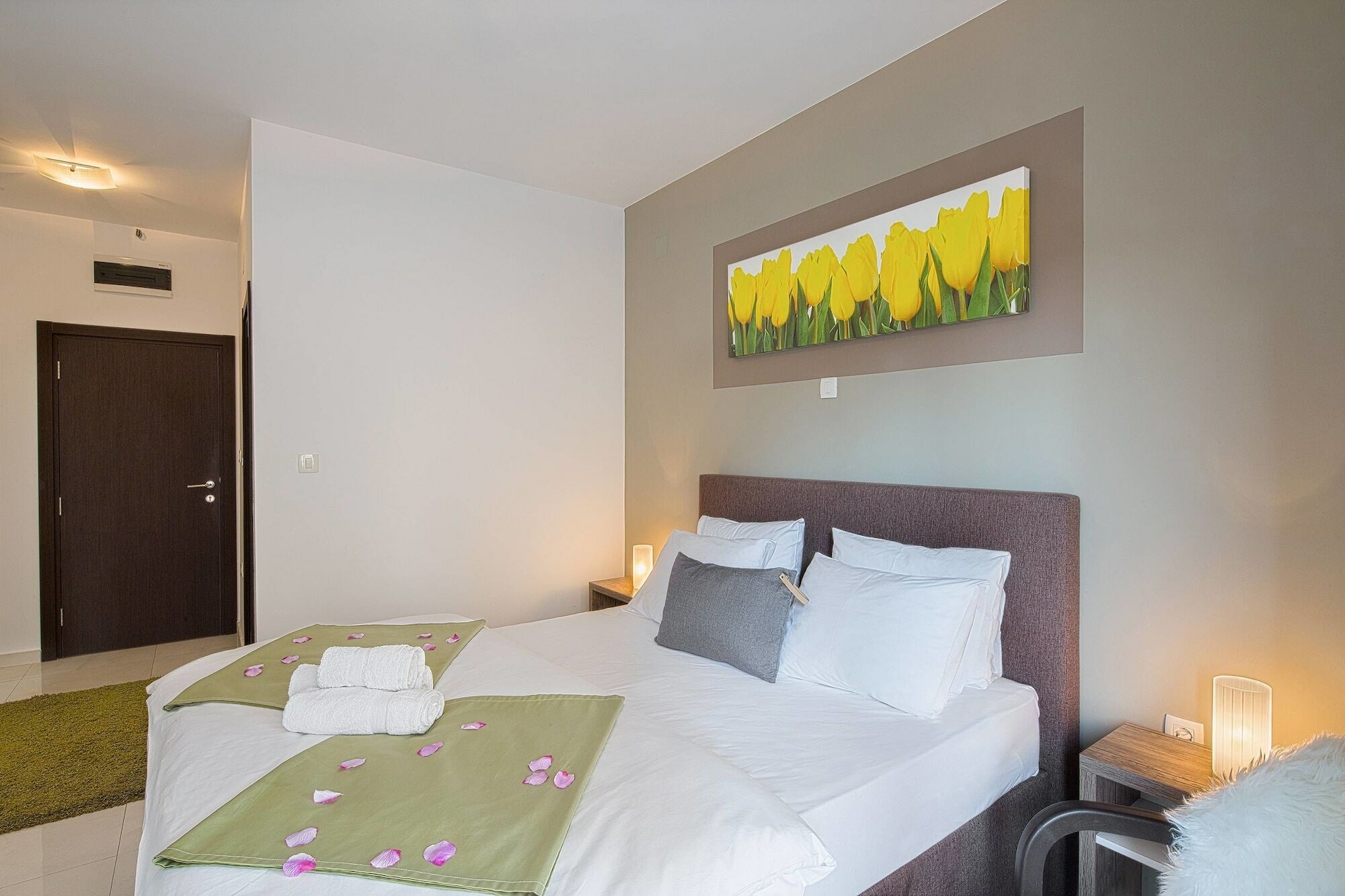 Le Marc Guest House Будва Екстер'єр фото
