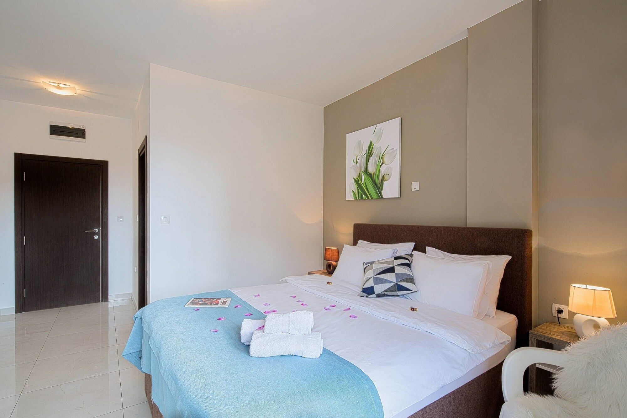 Le Marc Guest House Будва Екстер'єр фото